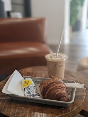 DUO Houston - River Oaks: Coffee & Pilates by null