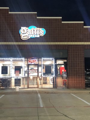 Mr. Gatti's Pizza by null