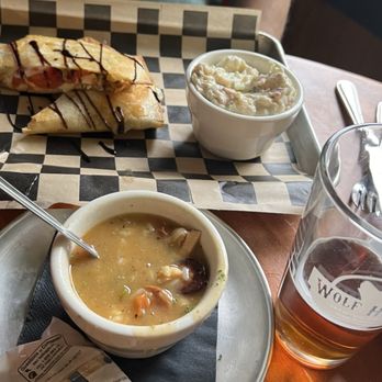 The Babbling Brook - Chicken Panini and soup if the day. - Bars Near Me - Berne, New York
