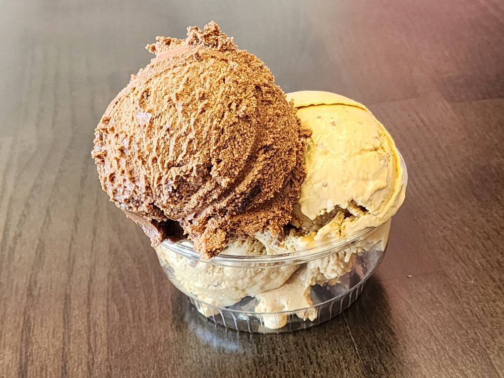 SCOOPS AND COOKIES Updated September 2024 98 Photos & 56 Reviews