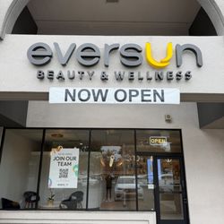 EverSun - Mission Valley - storefront with EverSun signage