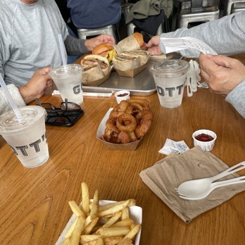 Gotts Roadside - who got what lol - Burgers Near Me - Napa, California Gotts Roadside - who got what lol - Burgers Near Me - Napa, California