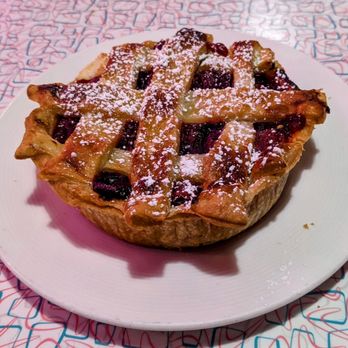 Beeps Diner - Good Cherry Pie - Diners Near Me - Simi Valley, California Beeps Diner - Good Cherry Pie - Diners Near Me - Simi Valley, California