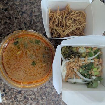 Gogo Thai - Khao Soi to go order - Thai Near Me - Grover Beach, California