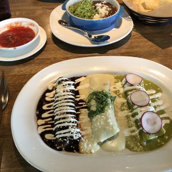 Maria's Mexican Kitchen - Fort Worth - Trés Enchiladas with beef - Mexican Near Me - Fort Worth, Texas