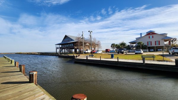 Frenier Landing Restaurant and Oyster Bar by null