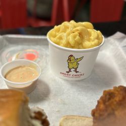 Angry Chickz - Mac & cheese, secret sauce