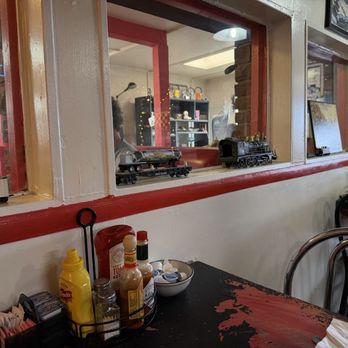 Luxury Diner - Diners Near Me - Cheyenne, Wyoming Luxury Diner - Diners Near Me - Cheyenne, Wyoming