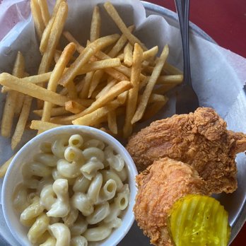 Tumble 22 - Chicken Shop Near Me - Round Rock, Texas Tumble 22 - Chicken Shop Near Me - Round Rock, Texas