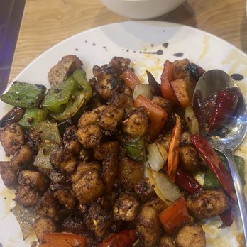 Little Fat Dumpling - Szechuan style chicken with a dry rub seasoning - Asian Fusion Near Me - Fresno, California Little Fat Dumpling - Szechuan style chicken with a dry rub seasoning - Asian Fusion Near Me - Fresno, California