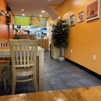 Wing & Burger 福翅堡 - About 5 tables worth of seating - Burgers Near Me - Staten Island, New York Wing & Burger 福翅堡 - About 5 tables worth of seating - Burgers Near Me - Staten Island, New York