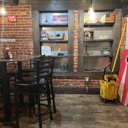 Fisher's Bar And Grill - Interior