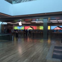 Apple VillageMall