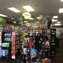 GameStop - Inside again