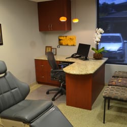 Bobby Shemirani, DDS, MS - Consultation room