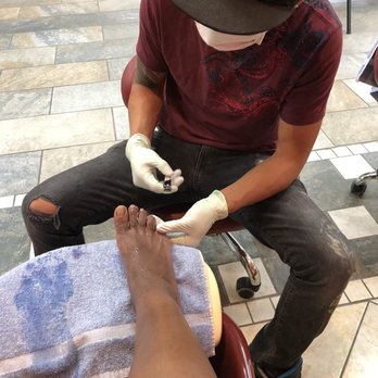 La Moda Nail and Spa - Nail Salons Near Me - Merchantville, New Jersey