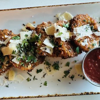 River Rock Kitchen - Fried mozzarella - New American Near Me - Wilmington, Delaware