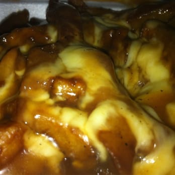 Rest-Poutine - Close up - Poutineries Near Me - Blainville, Quebec Rest-Poutine - Close up - Poutineries Near Me - Blainville, Quebec