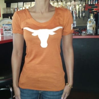 Billy's on Burnet - American Near Me - Austin, Texas