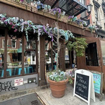 Loreley Beer Garden - German Near Me - New York, New York