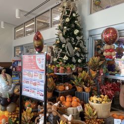 Tom Thumb - Fall display