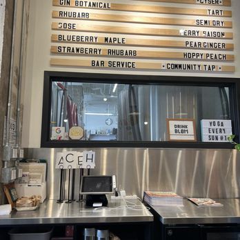 Blom Mead + Cider - Choices - Cideries Near Me - Ann Arbor, Michigan