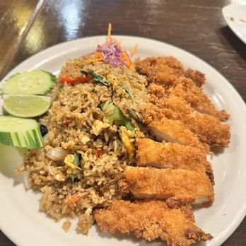 Nahm Pla Thai Dishes - Basil fried rice with crispy chicken - Thai Near Me - Baltimore, Maryland Nahm Pla Thai Dishes - Basil fried rice with crispy chicken - Thai Near Me - Baltimore, Maryland