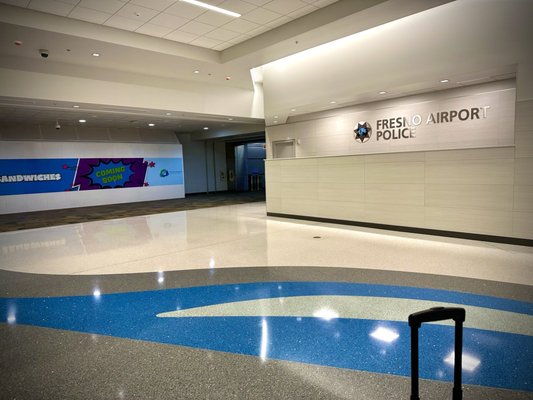 Fresno Yosemite International Airport by null