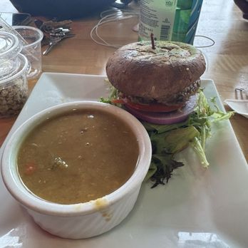 Apple A Day Cafe - Juice Bars & Smoothies Near Me - Miami Beach, Florida