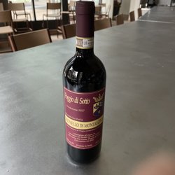 Mili Wine Bar - Brunello too