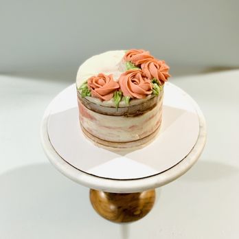 Baked à la carte - Custom 4.5" French yogurt cake - Patisserie/Cake Shop Near Me Baked à la carte - Custom 4.5" French yogurt cake - Patisserie/Cake Shop Near Me