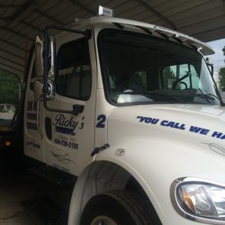 Ricky's Service Center