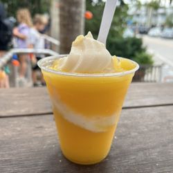 Countryside Citrus - Orange juice slush with vanilla ice cream