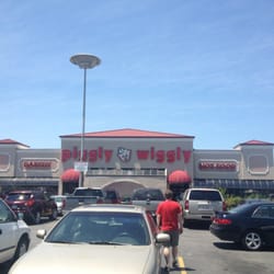 Piggly Wiggly Supermarket