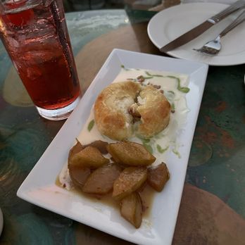 Geoffrey's Malibu - Baked Brie in Puff Pastry - Seafood Near Me - Malibu, California