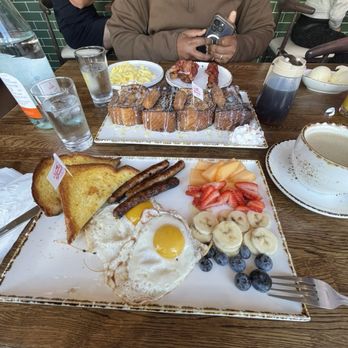 Madres Brunch - Deliciousness :) - Breakfast & Brunch Near Me - Long Beach, California