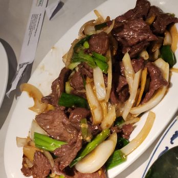 Jade Garden - Beef with ginger stir fry - Dim Sum Near Me - Seattle, Washington Jade Garden - Beef with ginger stir fry - Dim Sum Near Me - Seattle, Washington