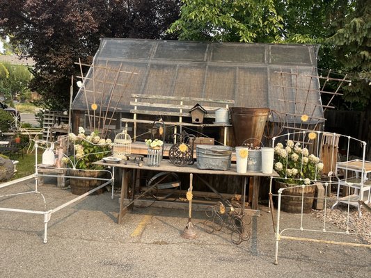 LA Junk Antiques, 600 N Latah St, Boise, ID 83706, US - MapQuest