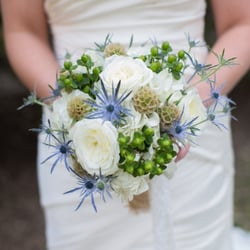 Beautiful Blooms by Jen - Natural wedding bouquet