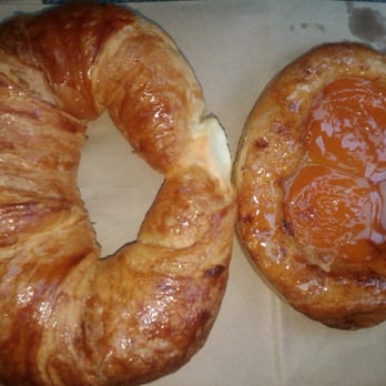 C'est Si Bon Bakery - butter croissant(left), apricot danish(left). - Bakeries Near Me - Newport Beach, California C'est Si Bon Bakery - butter croissant(left), apricot danish(left). - Bakeries Near Me - Newport Beach, California