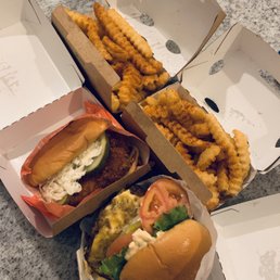 Smoky Classic BBQ Chicken Sandwich
