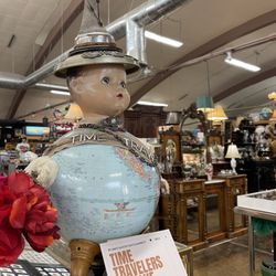 Time Travelers Antique Mall