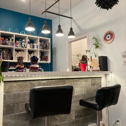 Mudita Hair Bar - The hair bar