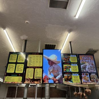 El Toro Tortilleria - Mexican Near Me - Fresno, California El Toro Tortilleria - Mexican Near Me - Fresno, California