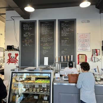 The Seafood Place - Menu and order counter - Seafood Markets Near Me - Tullahoma, Tennessee