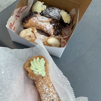 Varallo Brothers Bakery - Cannolis - Bakeries Near Me - Philadelphia, Pennsylvania Varallo Brothers Bakery - Cannolis - Bakeries Near Me - Philadelphia, Pennsylvania