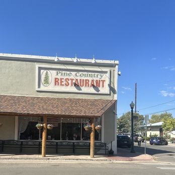 Pine Country Restaurant - Outside - Breakfast & Brunch Near Me - Williams, Arizona