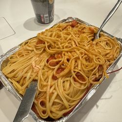 Osteria La Tana Dei Pescatori - Lobster pasta for 2 $55 龍蝦意粉2人份，好好吃，龍蝦很新鮮，現抓馬上煮，價錢公道