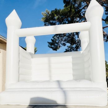 Tiny Tots Party Rentals - Olaf - Bounce House Rentals Near Me