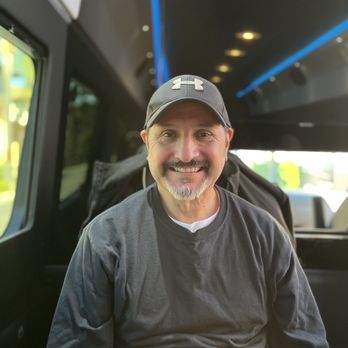 Temecula Executive Limos - Riding in style to LAX - Limos Near Me